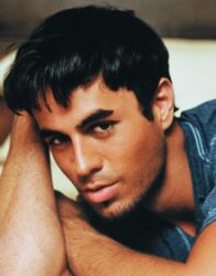 enrique-iglesias3.jpg